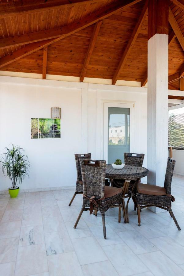 Nicole'S Garden Villa Kallithea  Ngoại thất bức ảnh