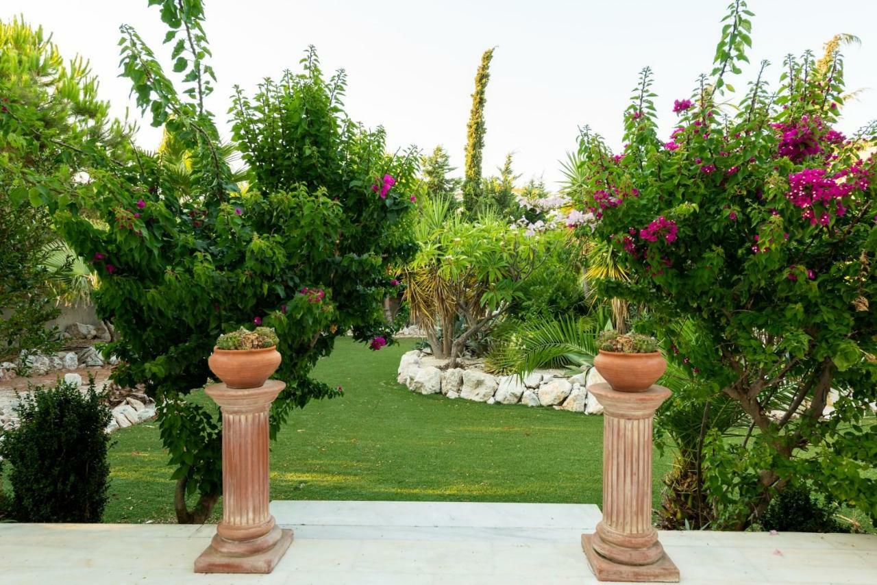 Nicole'S Garden Villa Kallithea  Ngoại thất bức ảnh